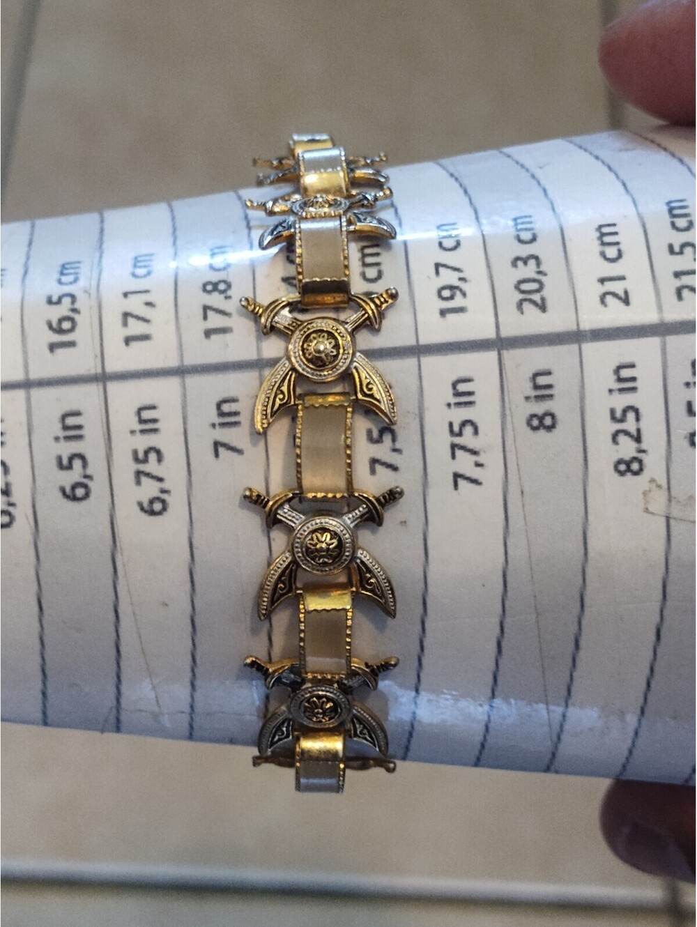 Vtg Toledo Damascene Bracelet CROSSED SWORDS Faux‎ Mother-Of-Pearl WEDGES